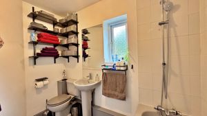 Photo 6- click for photo gallery